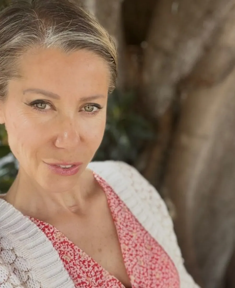 Portrait de Cristina, praticienne en massage bien-être.